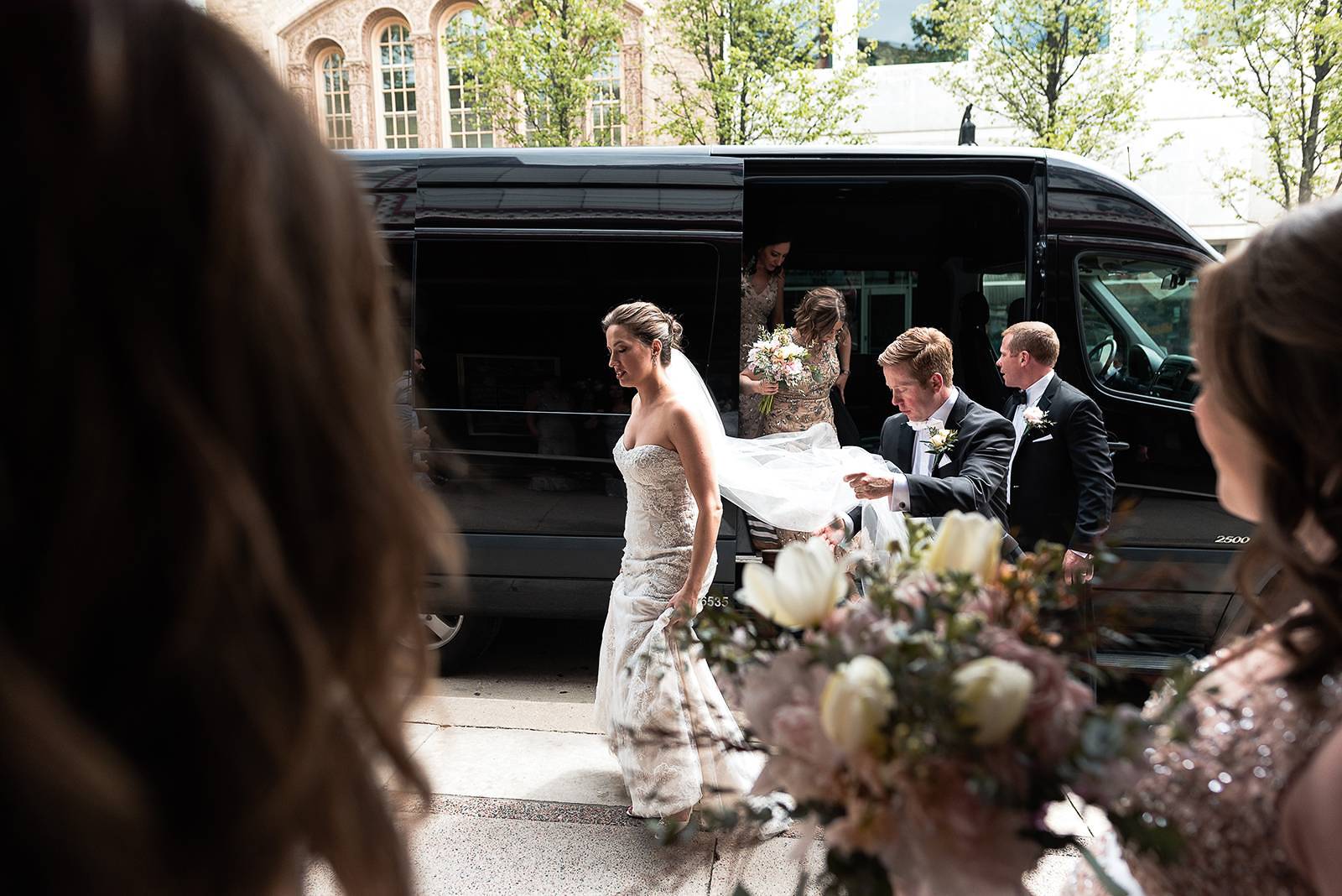 Best Event Transportation in Philadelphia: Limo Service vs Rideshare vs Party Bus